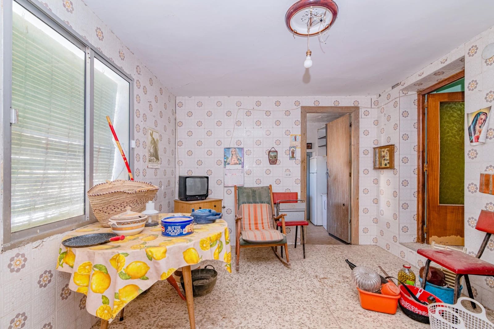 5 bedroom Finca/Country House for sale in Illora - € 44,000 (Ref: 9735569)