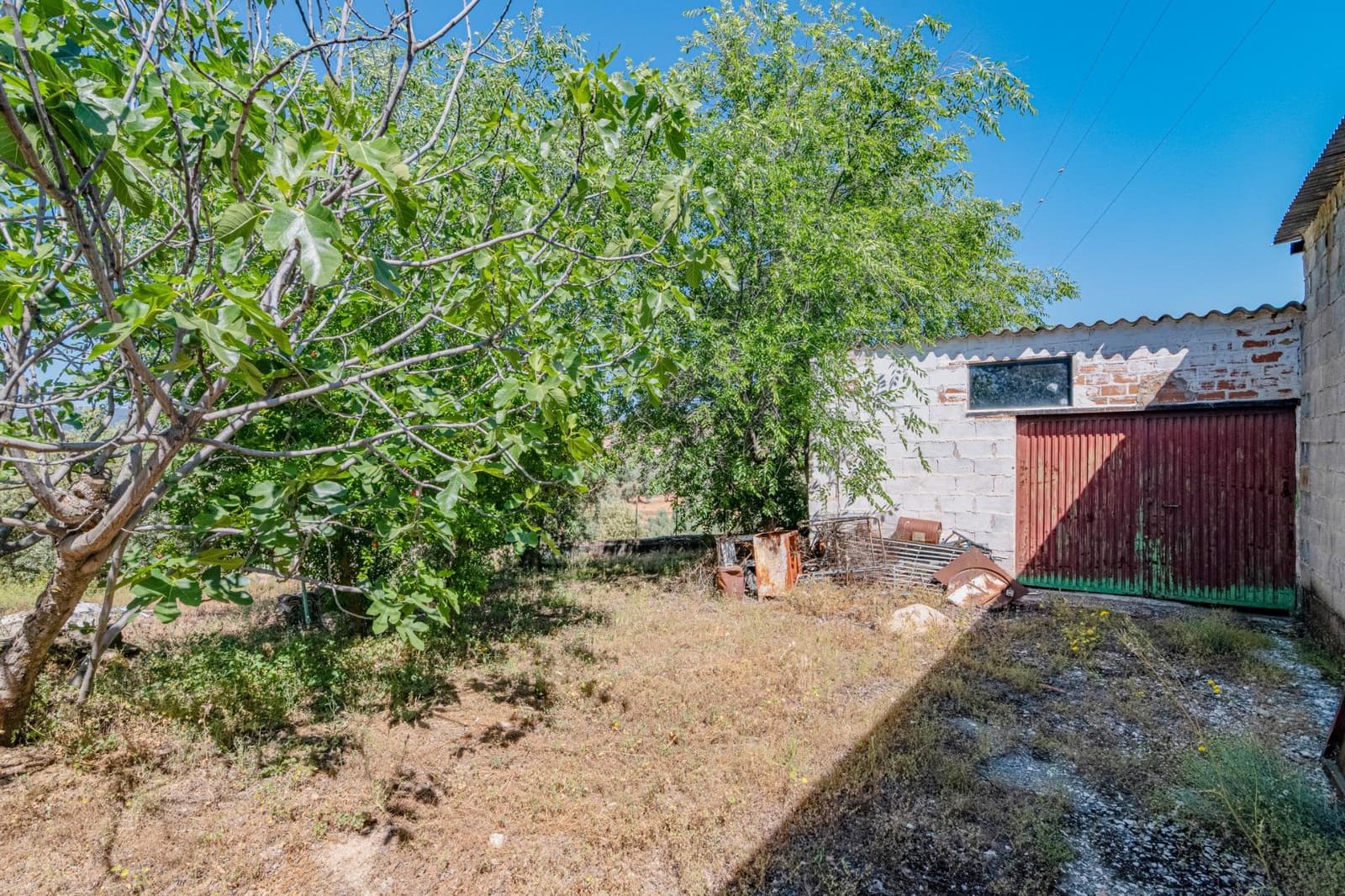 5 bedroom Finca/Country House for sale in Illora - € 44,000 (Ref: 9735569)