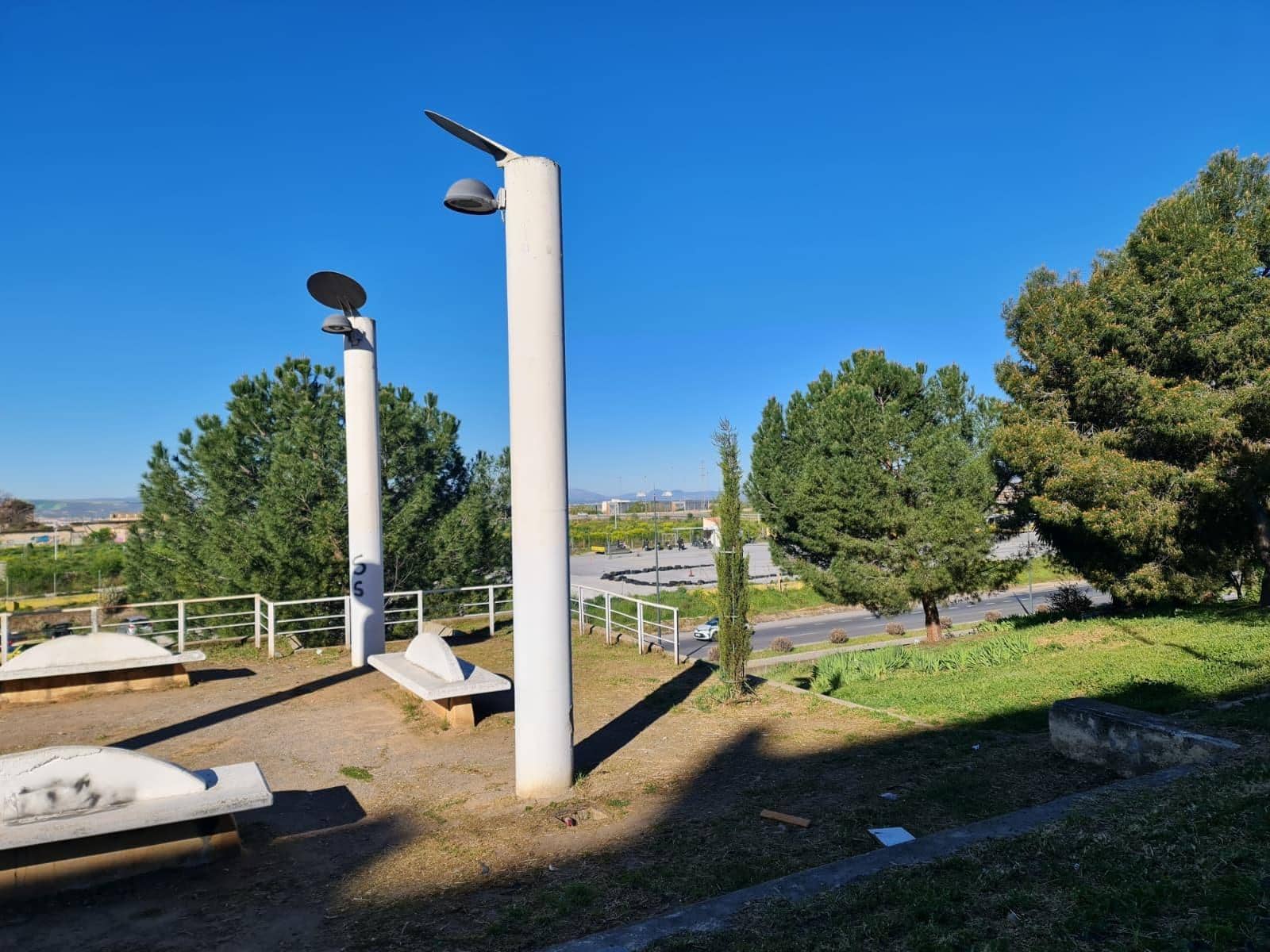 3 bedroom Flat for sale in Granada city with garage - € 70,000 (Ref: 9735570)