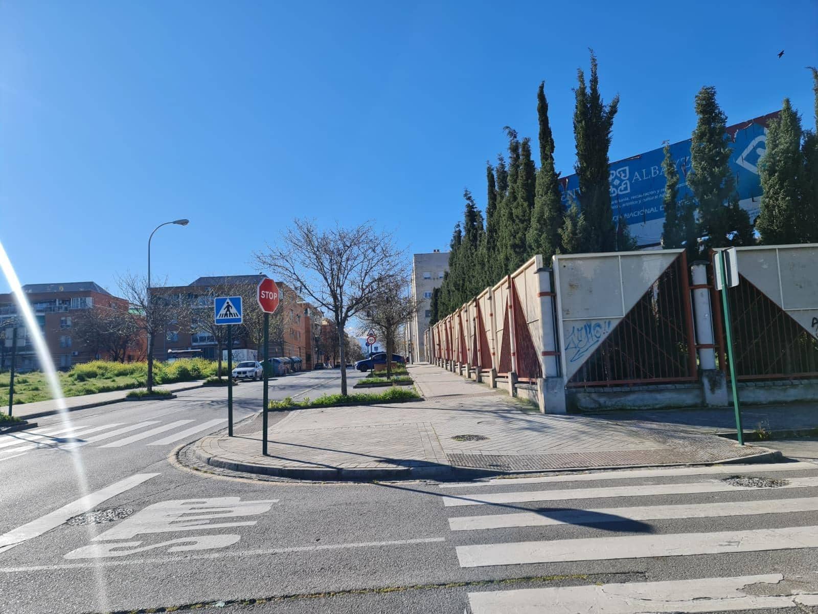 3 bedroom Flat for sale in Granada city with garage - € 70,000 (Ref: 9735570)