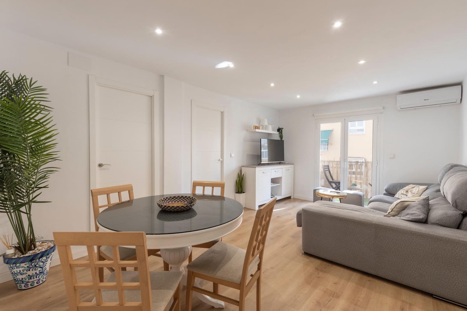 3 slaapkamer Flat te koop in Granada stad - € 185.000 (Ref: 9735572)