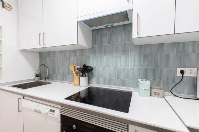 3 slaapkamer Flat te koop in Granada stad - € 185.000 (Ref: 9735572)