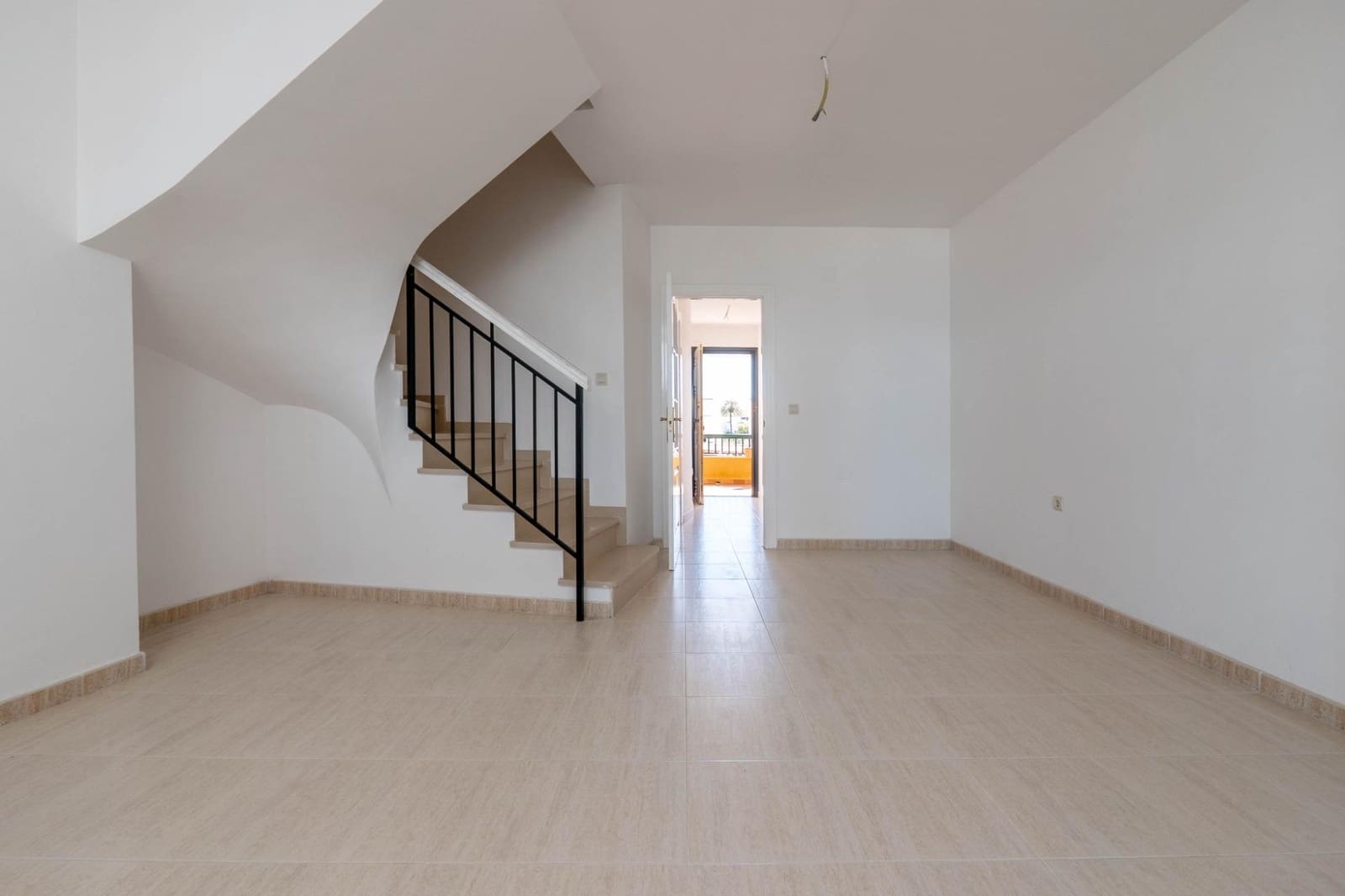 3 bedroom Apartment for sale in Salobrena with pool - € 320,000 (Ref: 9738538)