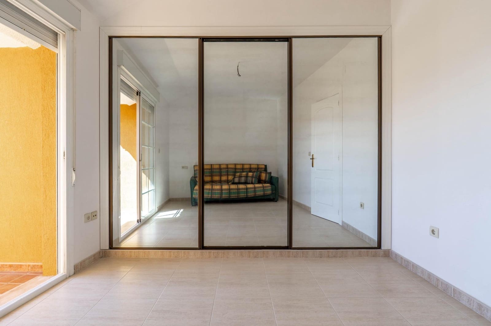 3 bedroom Apartment for sale in Salobrena with pool - € 320,000 (Ref: 9738538)