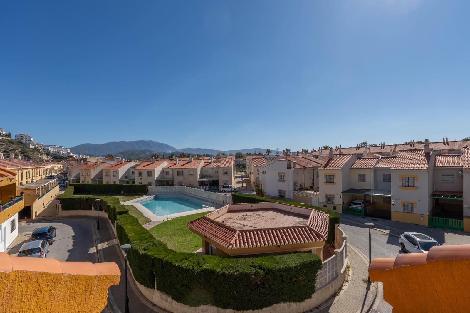 3 bedroom Apartment for sale in Salobrena with pool - € 320,000 (Ref: 9738538)