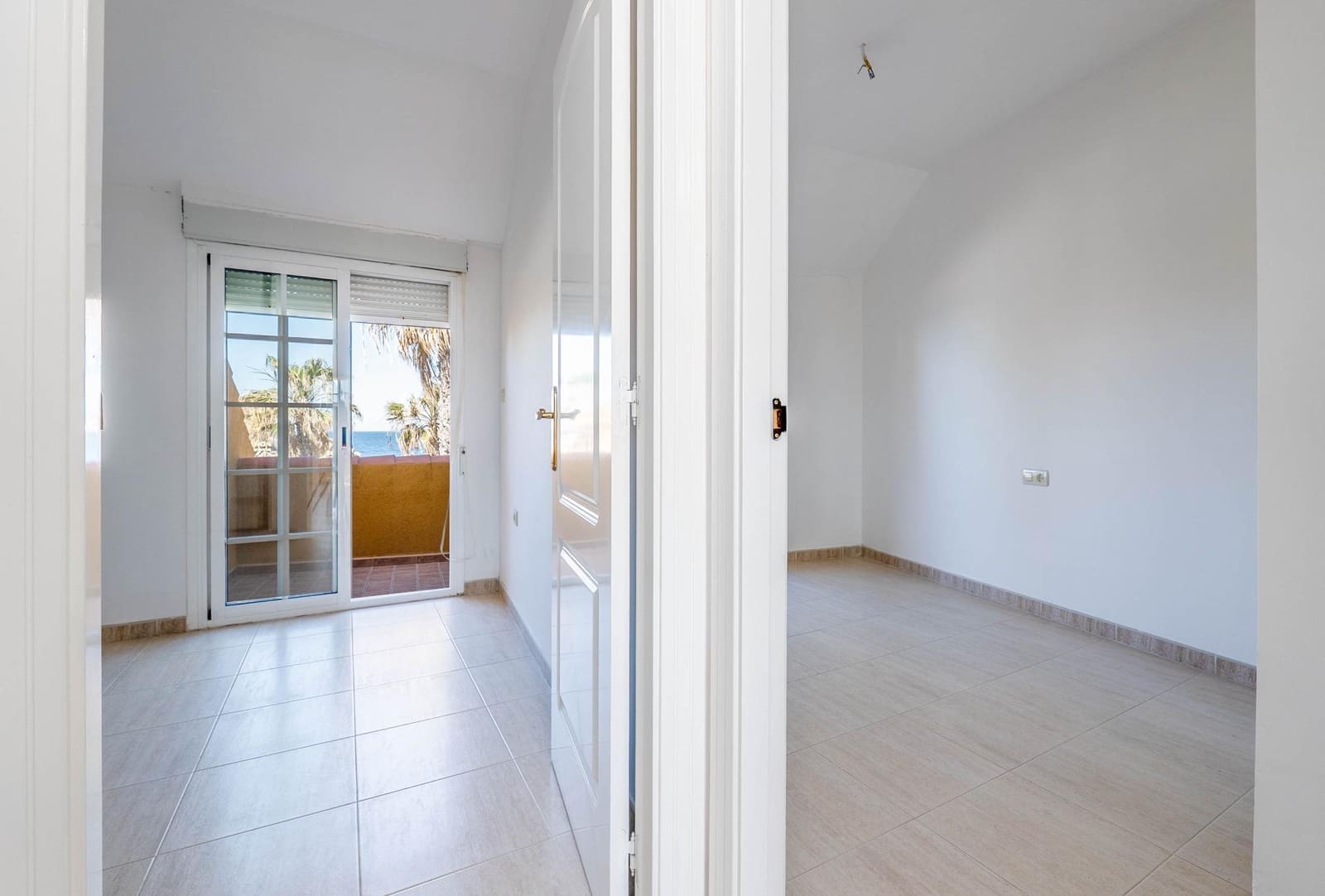 3 bedroom Apartment for sale in Salobrena with pool - € 320,000 (Ref: 9738538)