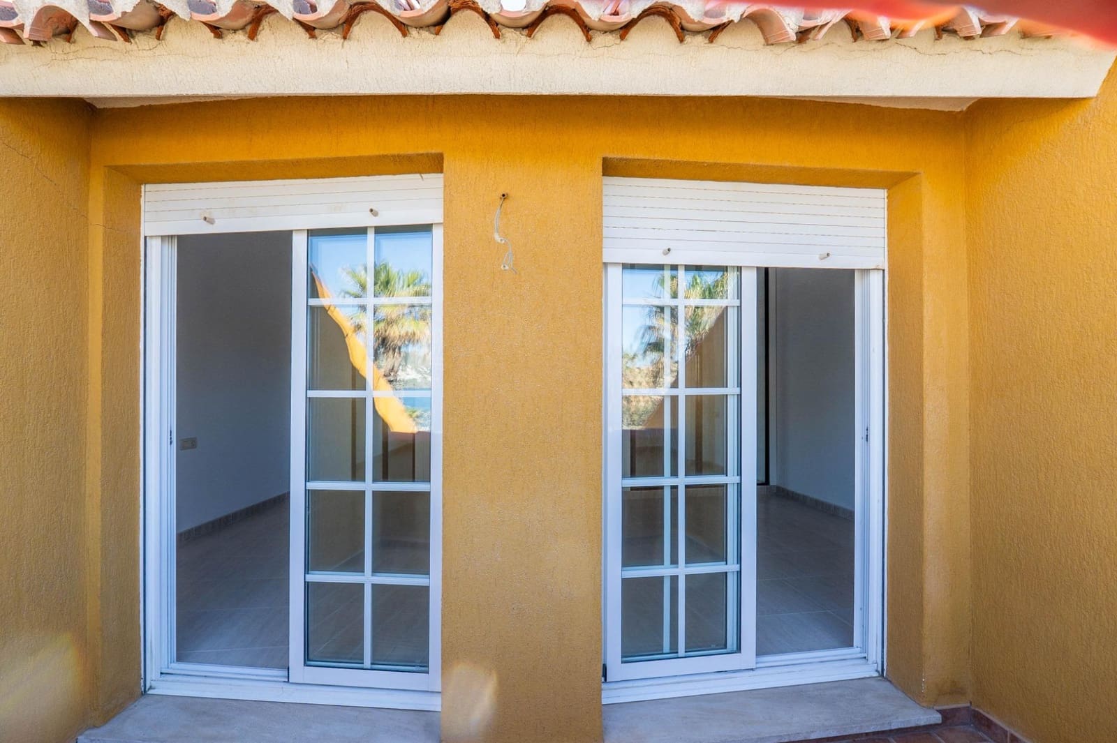 3 bedroom Apartment for sale in Salobrena with pool - € 320,000 (Ref: 9738538)