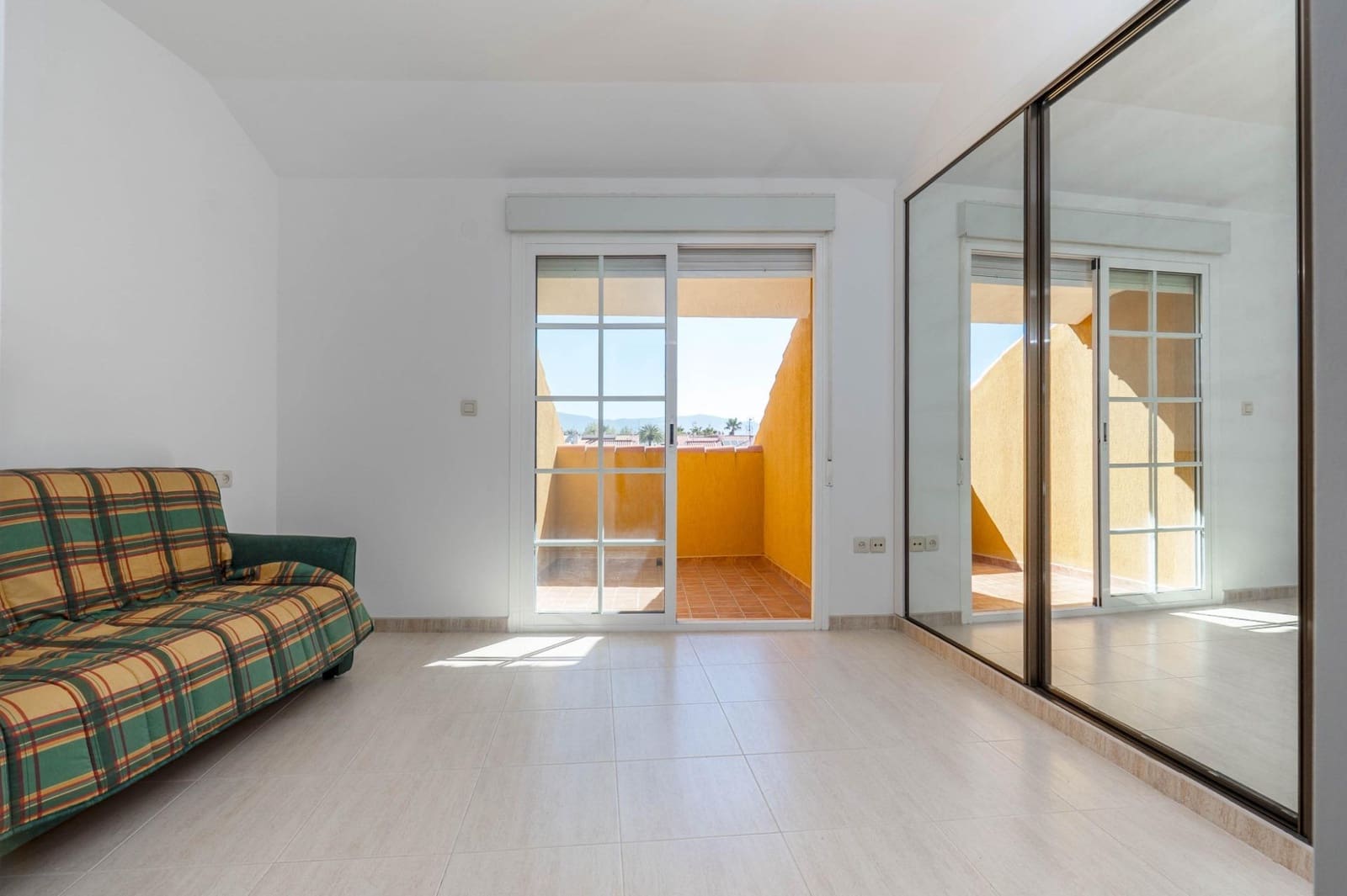 3 bedroom Apartment for sale in Salobrena with pool - € 320,000 (Ref: 9738538)