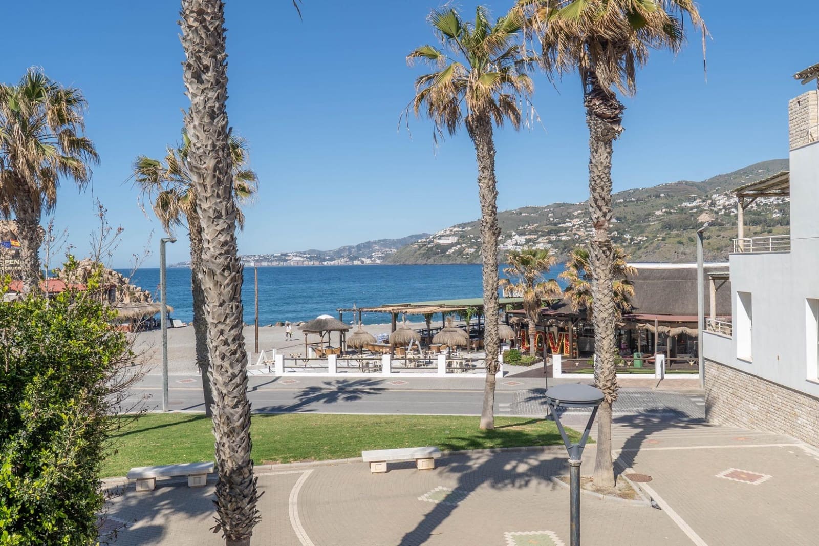 3 bedroom Apartment for sale in Salobrena with pool - € 320,000 (Ref: 9738538)