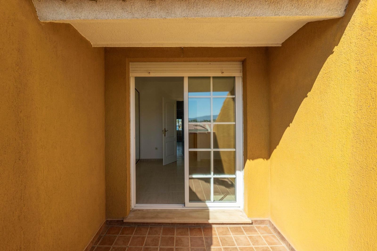 3 bedroom Apartment for sale in Salobrena with pool - € 320,000 (Ref: 9738538)