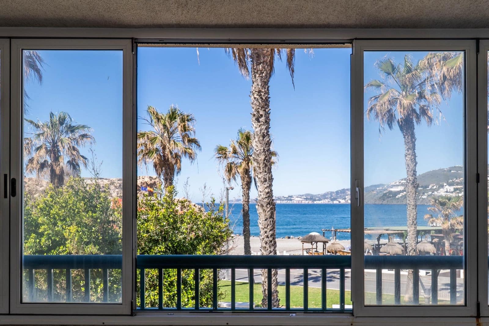 3 bedroom Apartment for sale in Salobrena with pool - € 320,000 (Ref: 9738538)