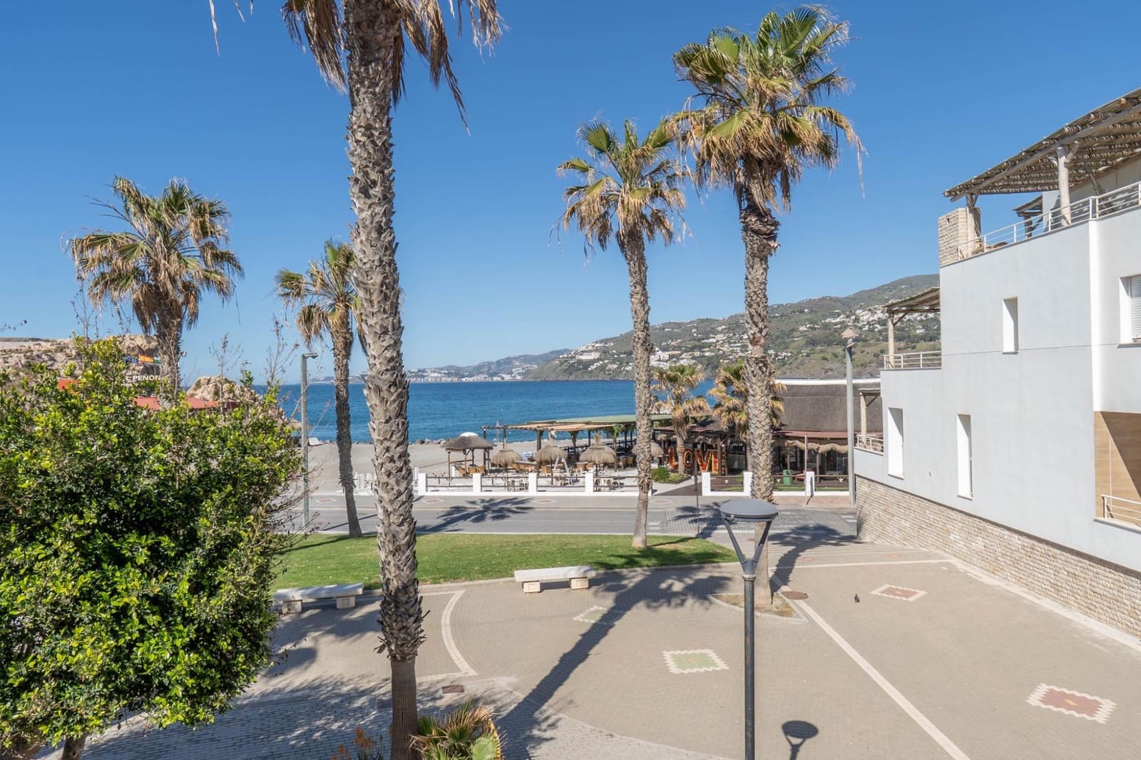 3 bedroom Apartment for sale in Salobrena with pool - € 320,000 (Ref: 9738538)