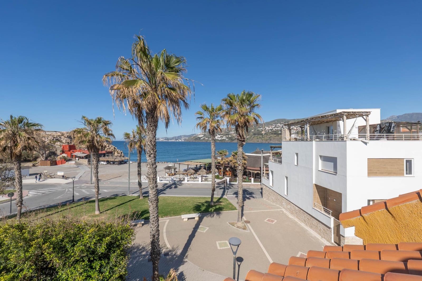 3 bedroom Apartment for sale in Salobrena with pool - € 320,000 (Ref: 9738538)