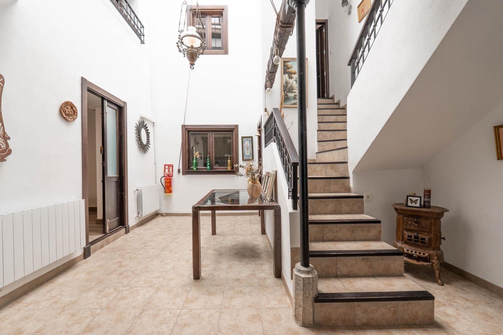 4 bedroom Villa for sale in Padul with garage - € 260,000 (Ref: 9738540)