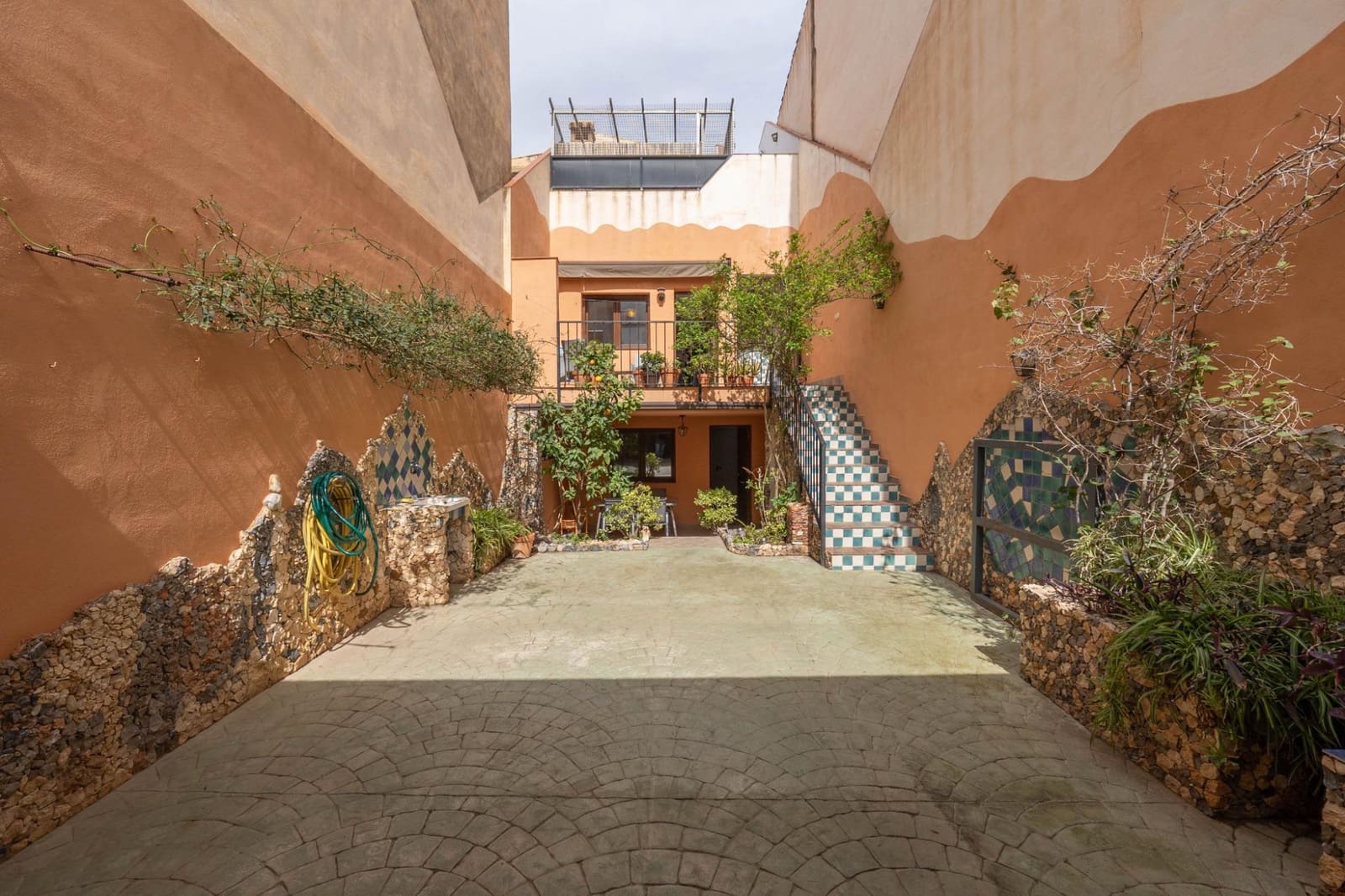 4 bedroom Villa for sale in Padul with garage - € 260,000 (Ref: 9738540)