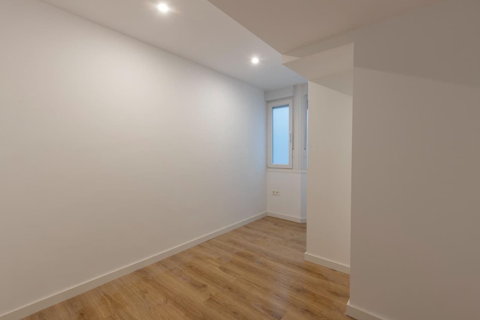 2 soveværelse Lejlighed til salg i Granada by - € 270.000 (Ref: 9747884)