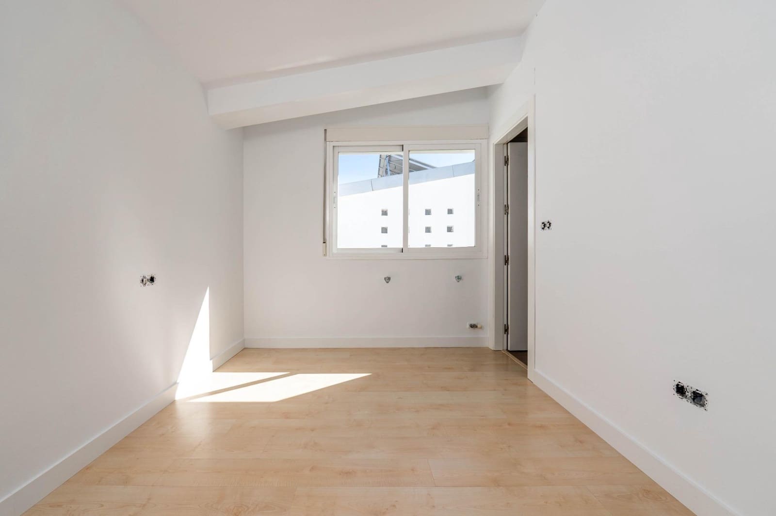 3 soverom Villa til salgs i Alhendin med svømmebasseng garasje - € 290 000 (Ref: 9755636)