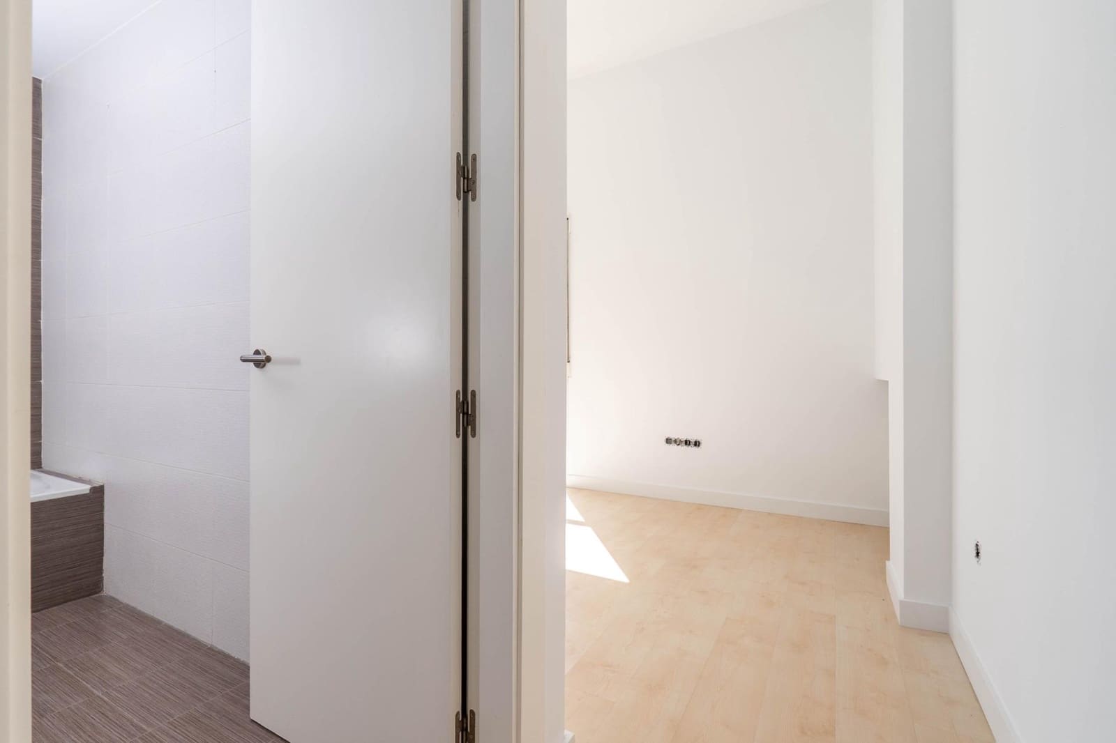 3 soverom Villa til salgs i Alhendin med svømmebasseng garasje - € 290 000 (Ref: 9755636)