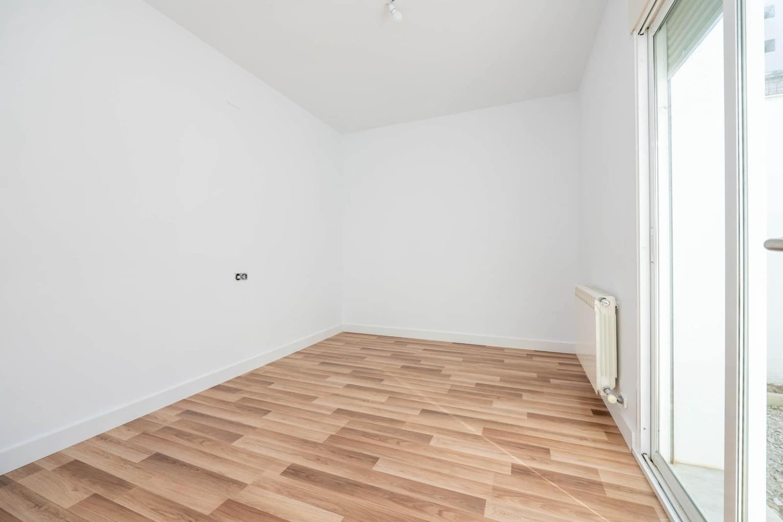 3 soverom Villa til salgs i Alhendin med svømmebasseng garasje - € 290 000 (Ref: 9755636)