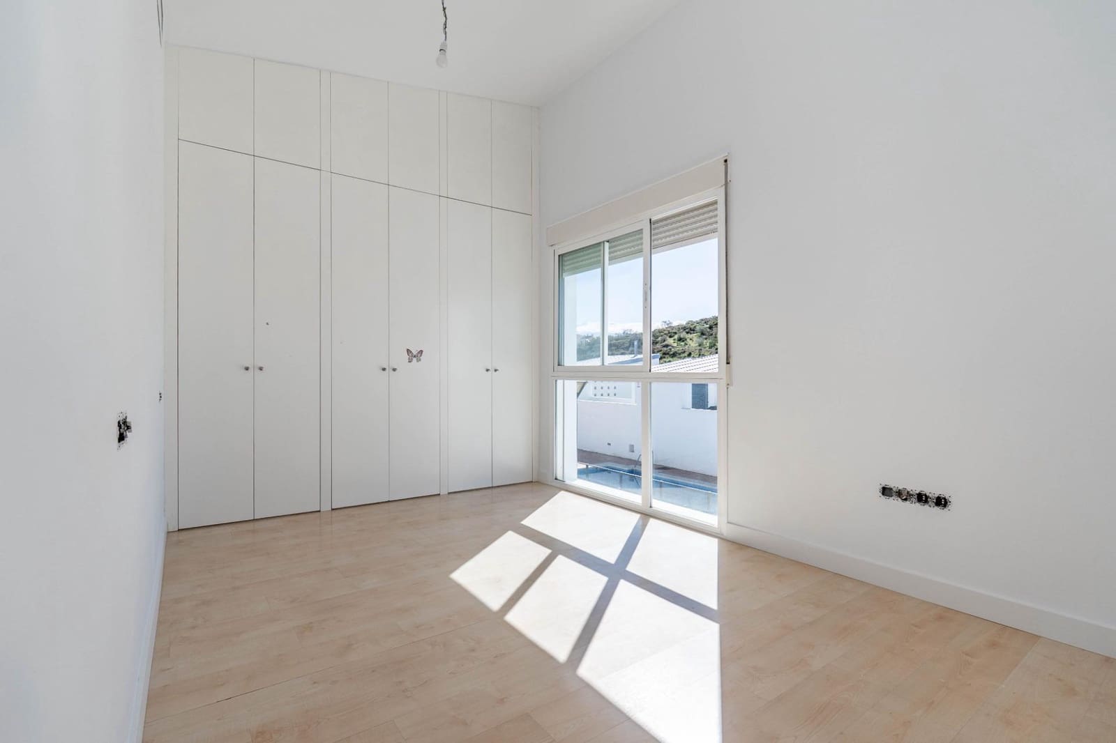 3 soverom Villa til salgs i Alhendin med svømmebasseng garasje - € 290 000 (Ref: 9755636)