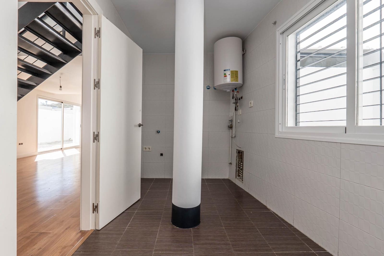 3 soverom Villa til salgs i Alhendin med svømmebasseng garasje - € 290 000 (Ref: 9755636)