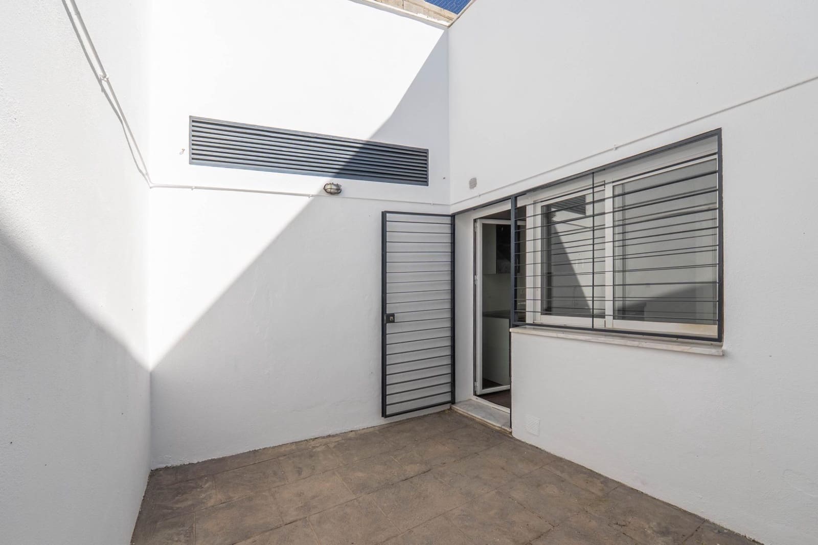 3 soverom Villa til salgs i Alhendin med svømmebasseng garasje - € 290 000 (Ref: 9755636)