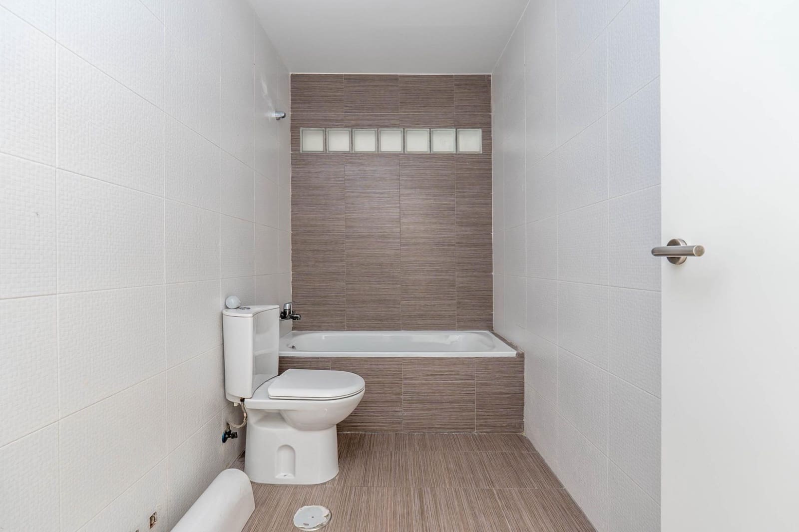 3 soverom Villa til salgs i Alhendin med svømmebasseng garasje - € 290 000 (Ref: 9755636)