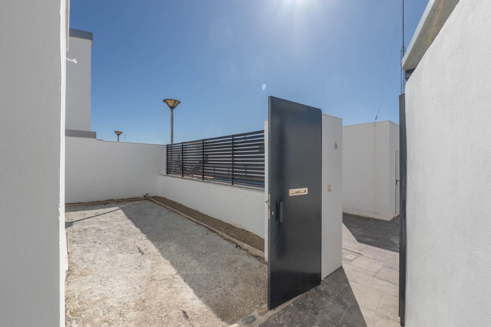 3 soverom Villa til salgs i Alhendin med svømmebasseng garasje - € 290 000 (Ref: 9755636)