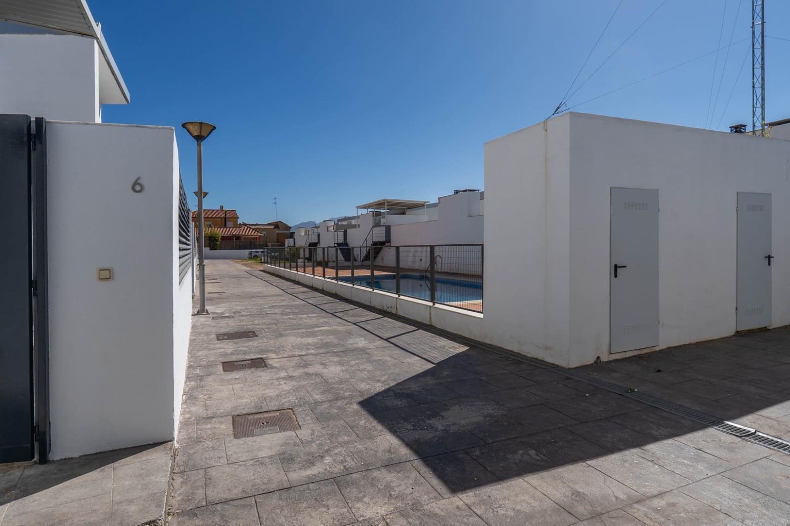 3 soverom Villa til salgs i Alhendin med svømmebasseng garasje - € 290 000 (Ref: 9755636)