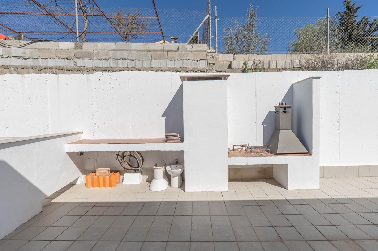 3 soverom Villa til salgs i Alhendin med svømmebasseng garasje - € 290 000 (Ref: 9755636)