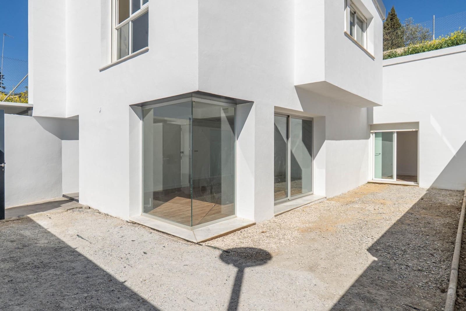 3 soverom Villa til salgs i Alhendin med svømmebasseng garasje - € 290 000 (Ref: 9755636)