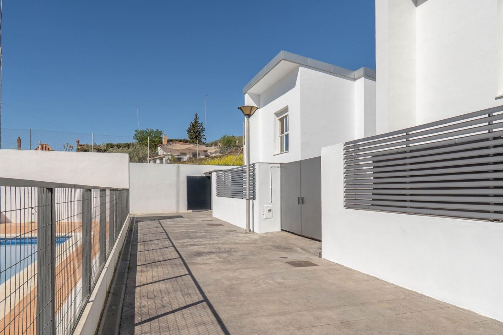 3 soverom Villa til salgs i Alhendin med svømmebasseng garasje - € 290 000 (Ref: 9755636)