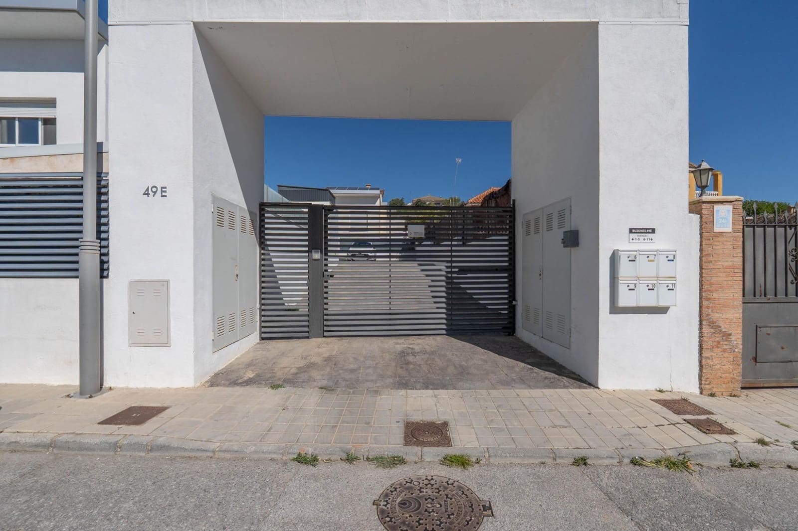 3 soverom Villa til salgs i Alhendin med svømmebasseng garasje - € 290 000 (Ref: 9755636)