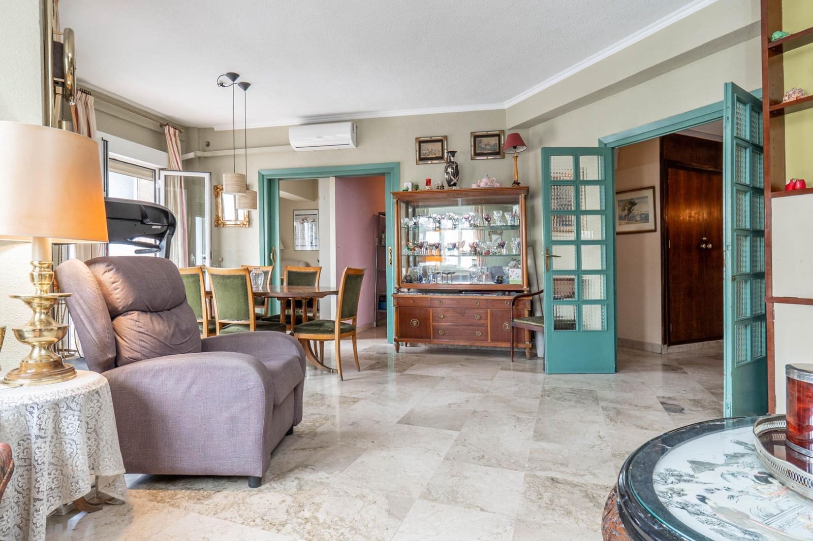 5 slaapkamer Flat te koop in Granada stad - € 670.000 (Ref: 9755637)