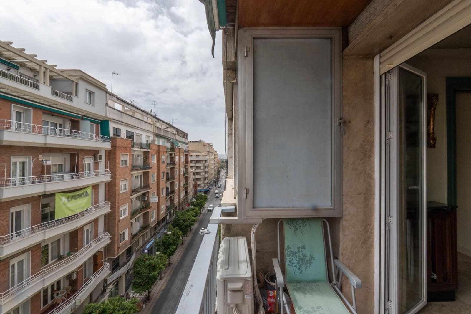 5 slaapkamer Flat te koop in Granada stad - € 670.000 (Ref: 9755637)