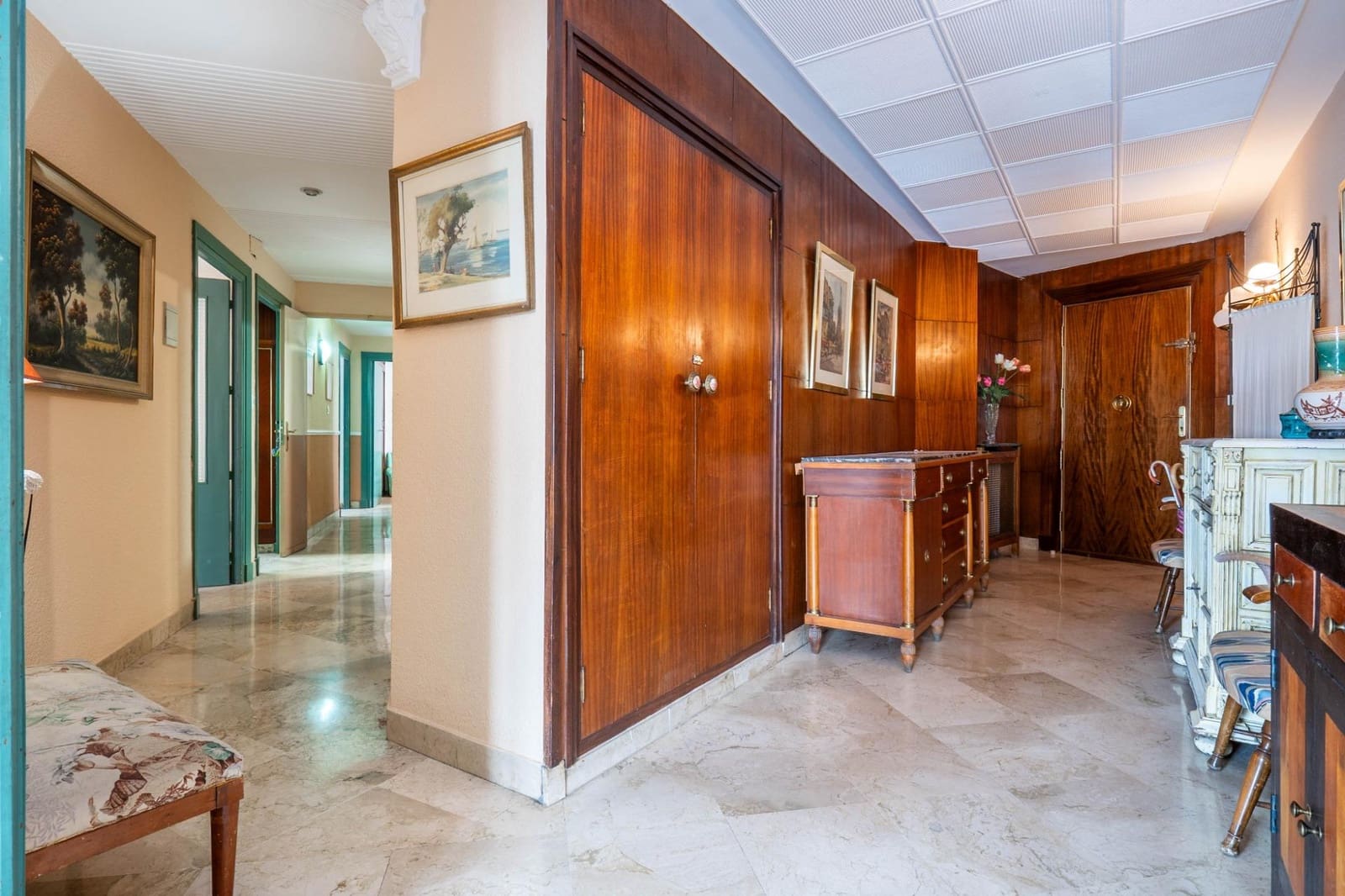 5 slaapkamer Flat te koop in Granada stad - € 670.000 (Ref: 9755637)