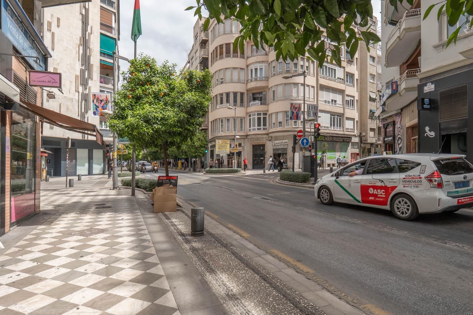 5 slaapkamer Flat te koop in Granada stad - € 670.000 (Ref: 9755637)