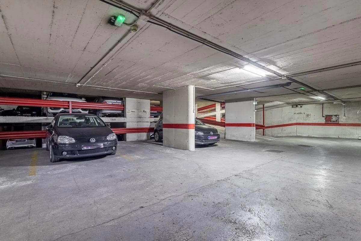 3 soveværelse Lejlighed til salg i Granada by med garage - € 395.000 (Ref: 9755638)