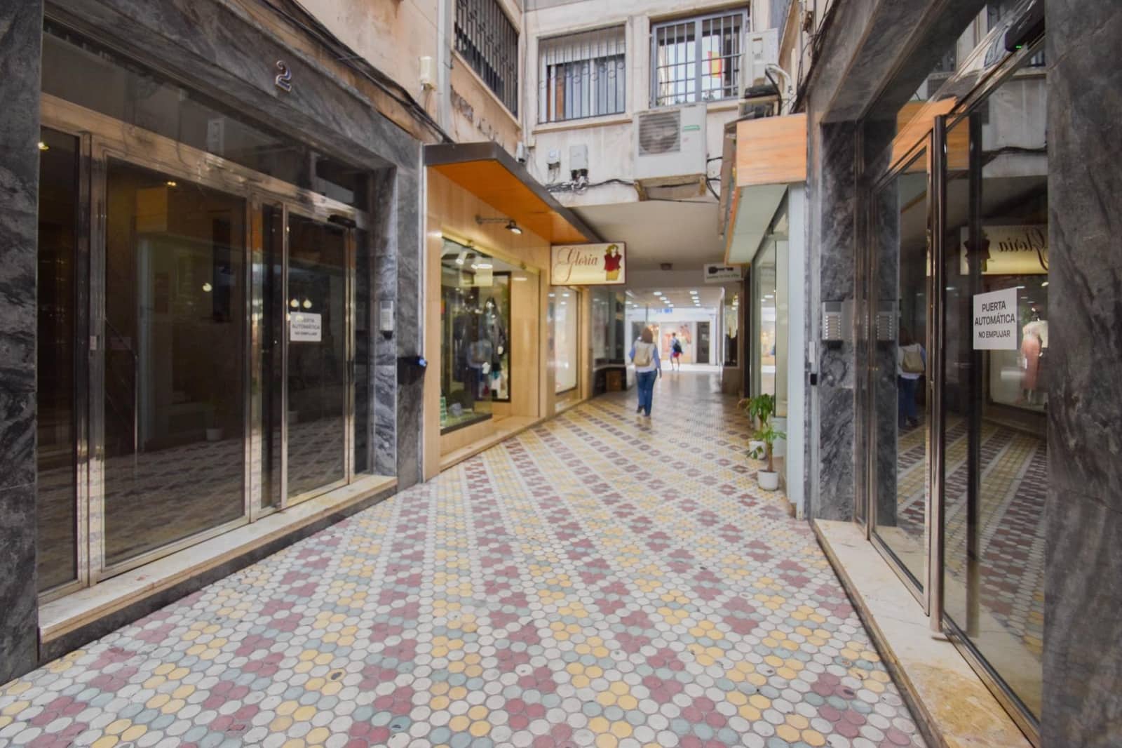 3 soveværelse Lejlighed til salg i Granada by med garage - € 395.000 (Ref: 9755638)