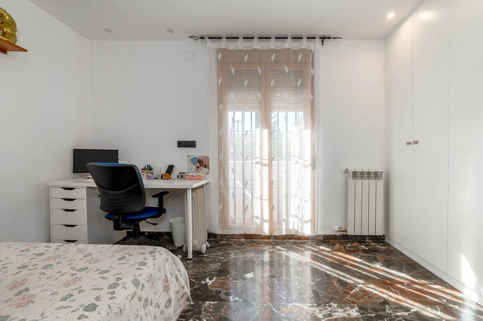 6 slaapkamer Villa te koop in Otura met zwembad garage - € 399.000 (Ref: 9761963)