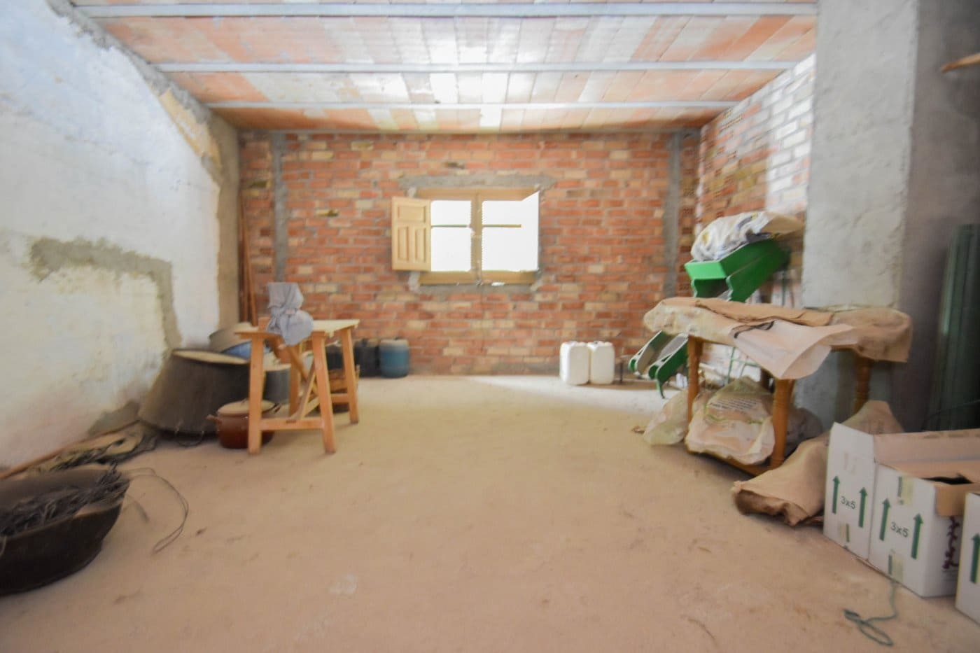 Garage in vendita in Colomera - 16.000 € (Rif: 9773031)