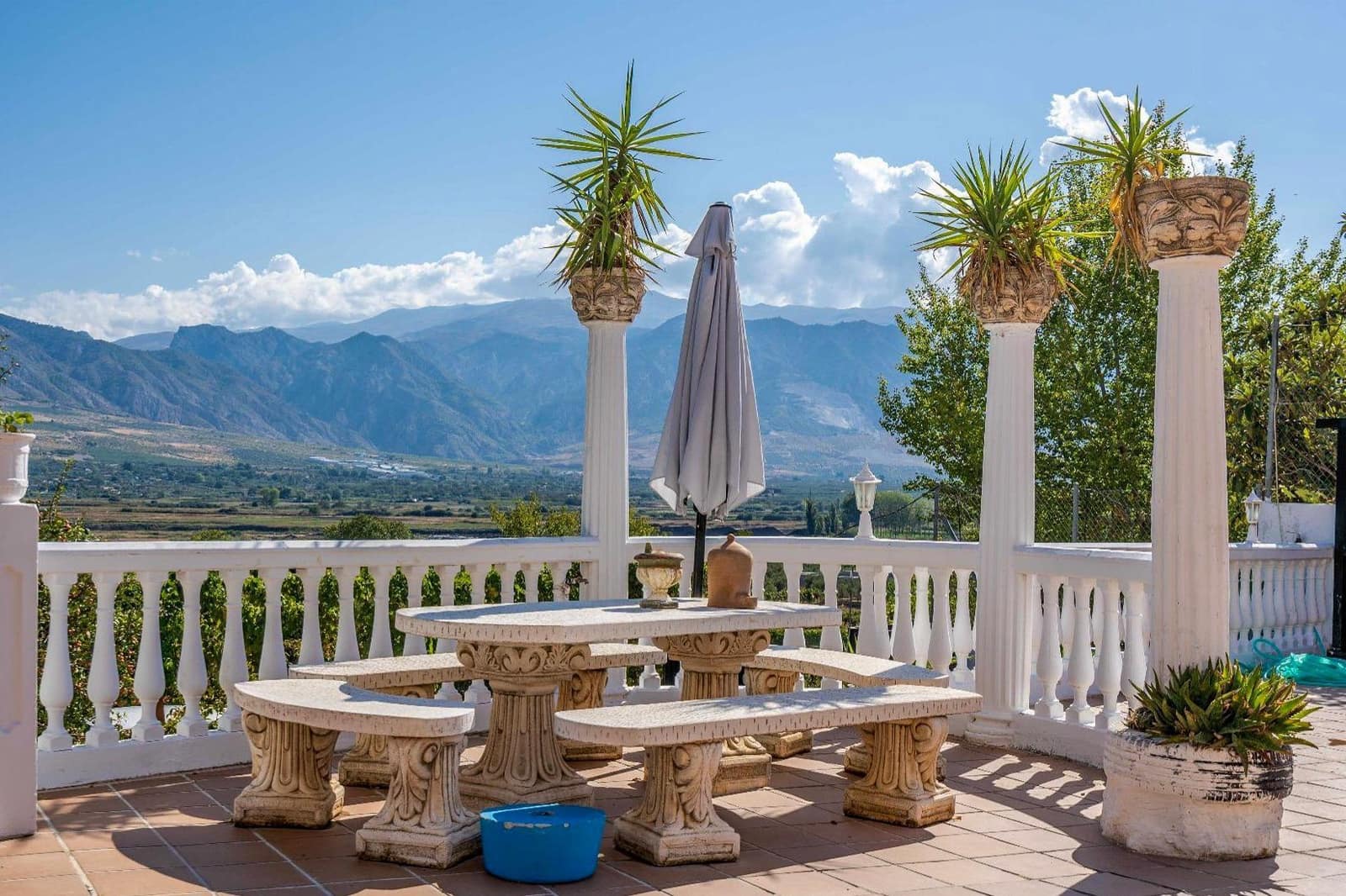 12 bedroom Finca/Country House for sale in Padul with pool - € 550,000 (Ref: 9773037)