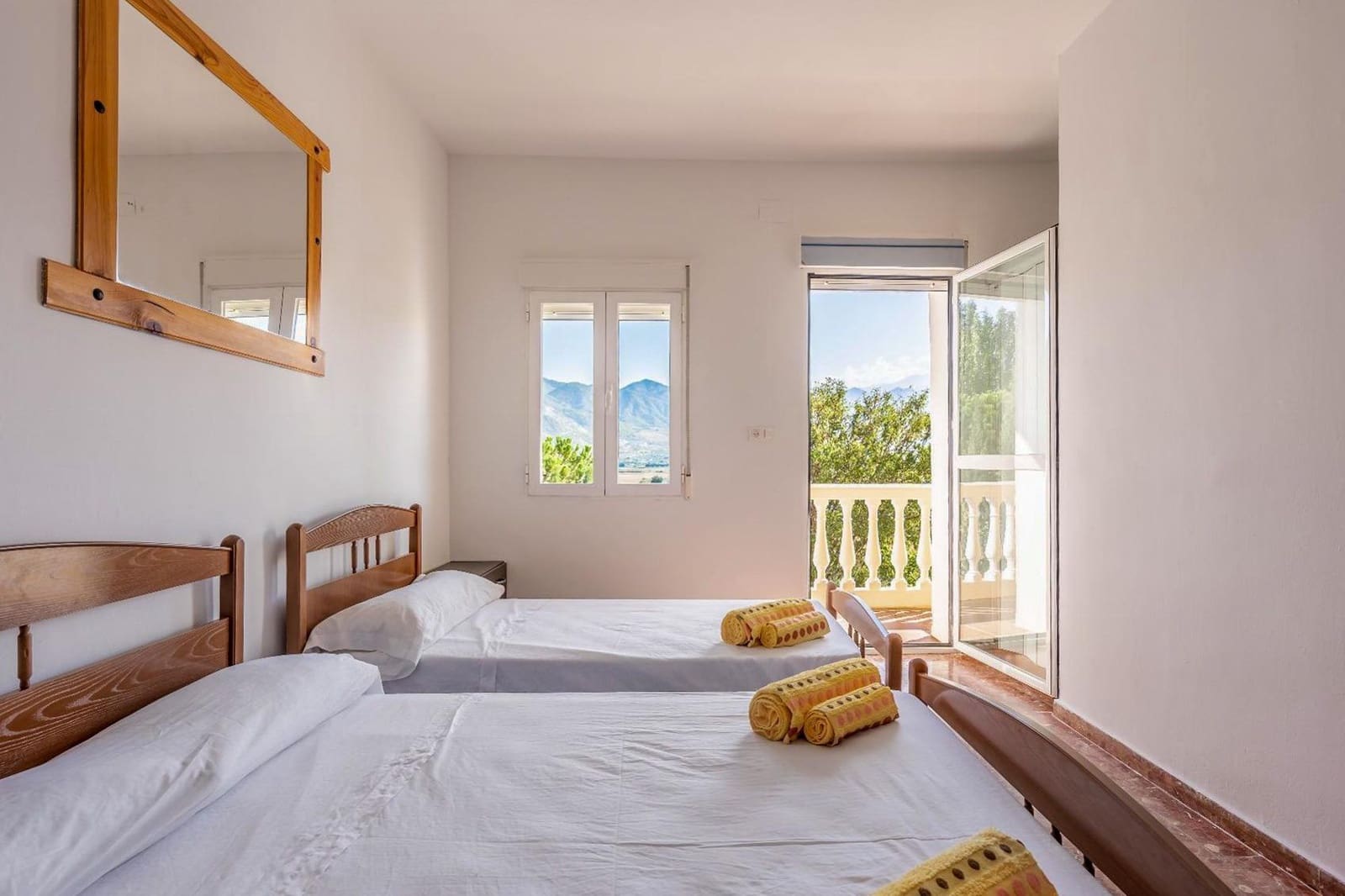 12 bedroom Finca/Country House for sale in Padul with pool - € 550,000 (Ref: 9773038)