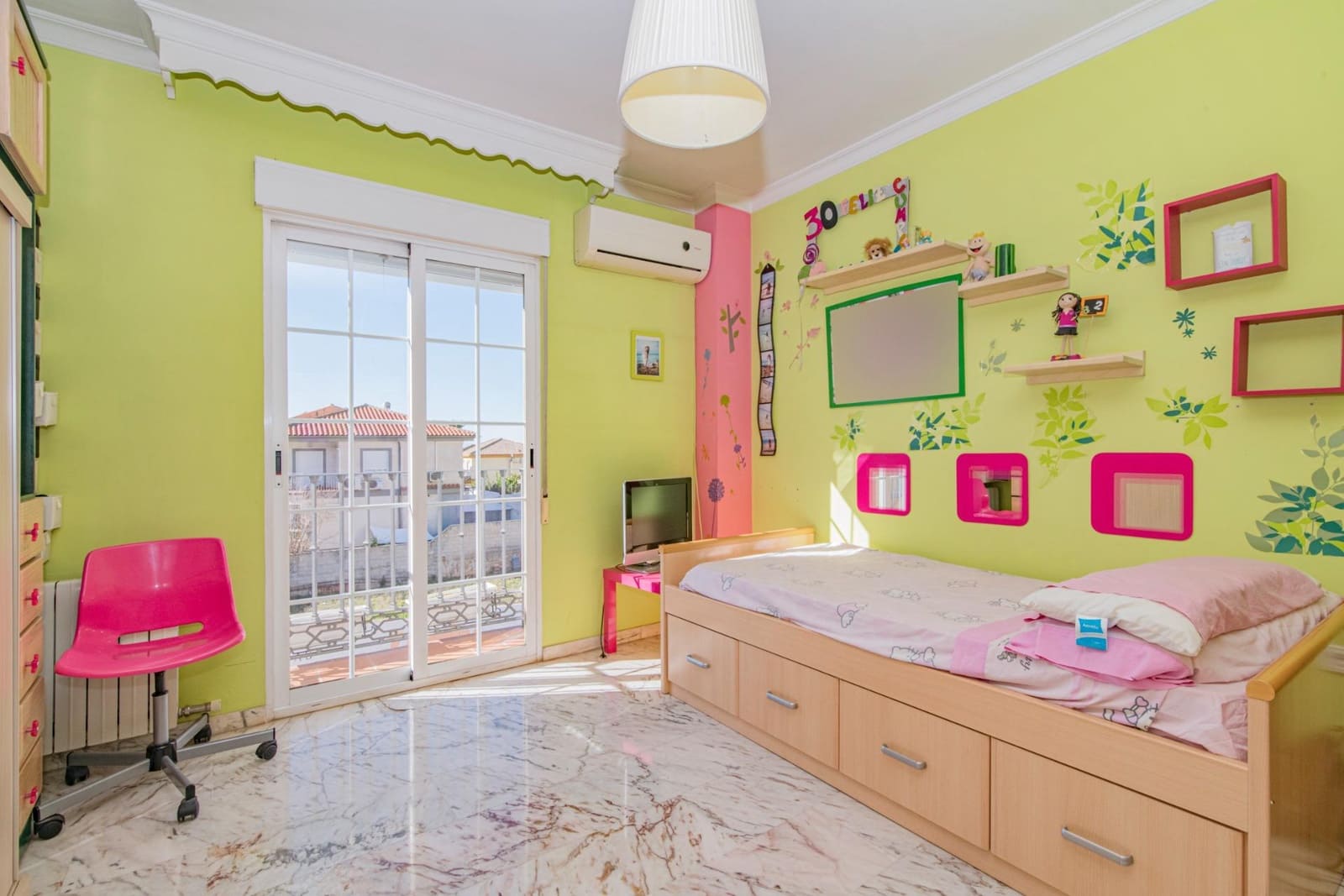 4 camera da letto Villa in vendita in Maracena con piscina - 480.000 € (Rif: 9780526)