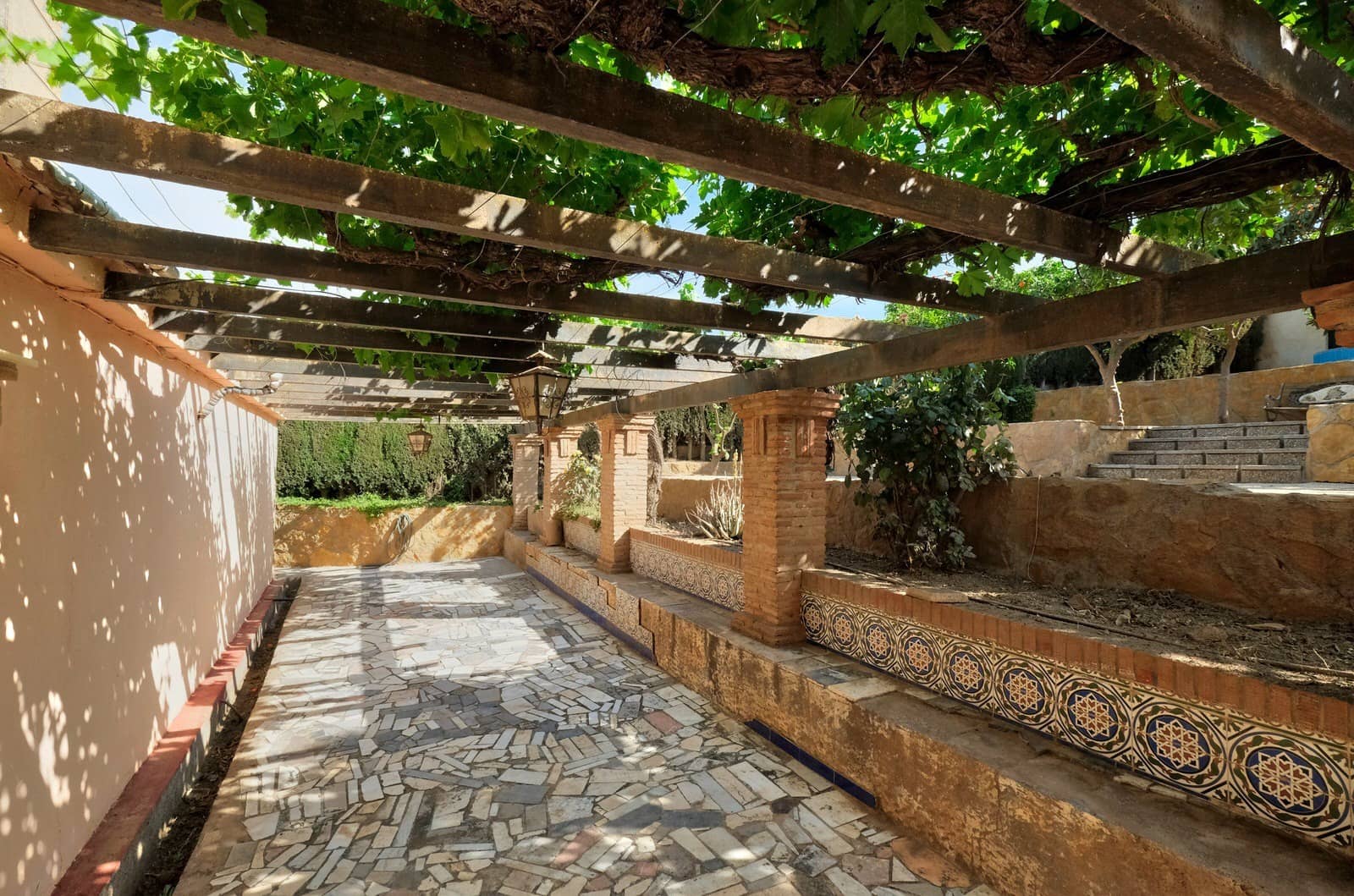 5 chambre Finca/Maison de Campagne à vendre à Padul avec piscine garage - 350 000 € (Ref: 9780529)