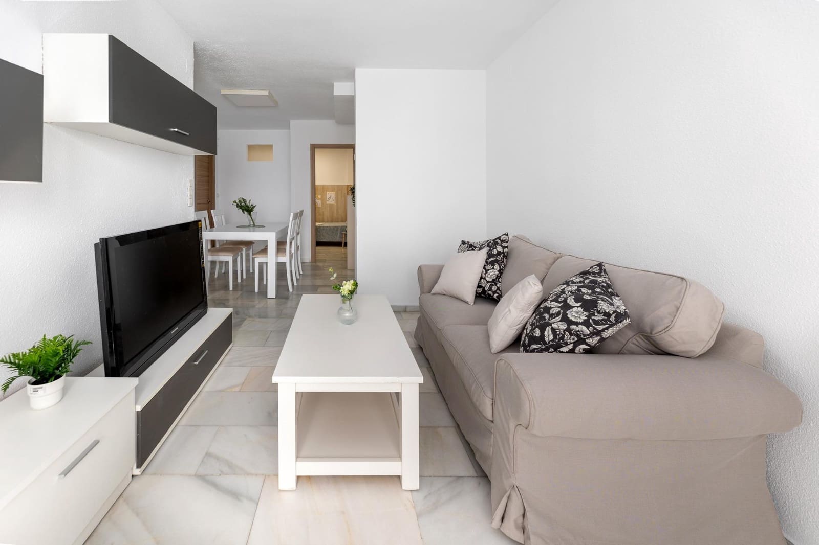 Piso de 2 habitaciones en Cenes de la Vega en venta - 90.000 € (Ref: 9780531)