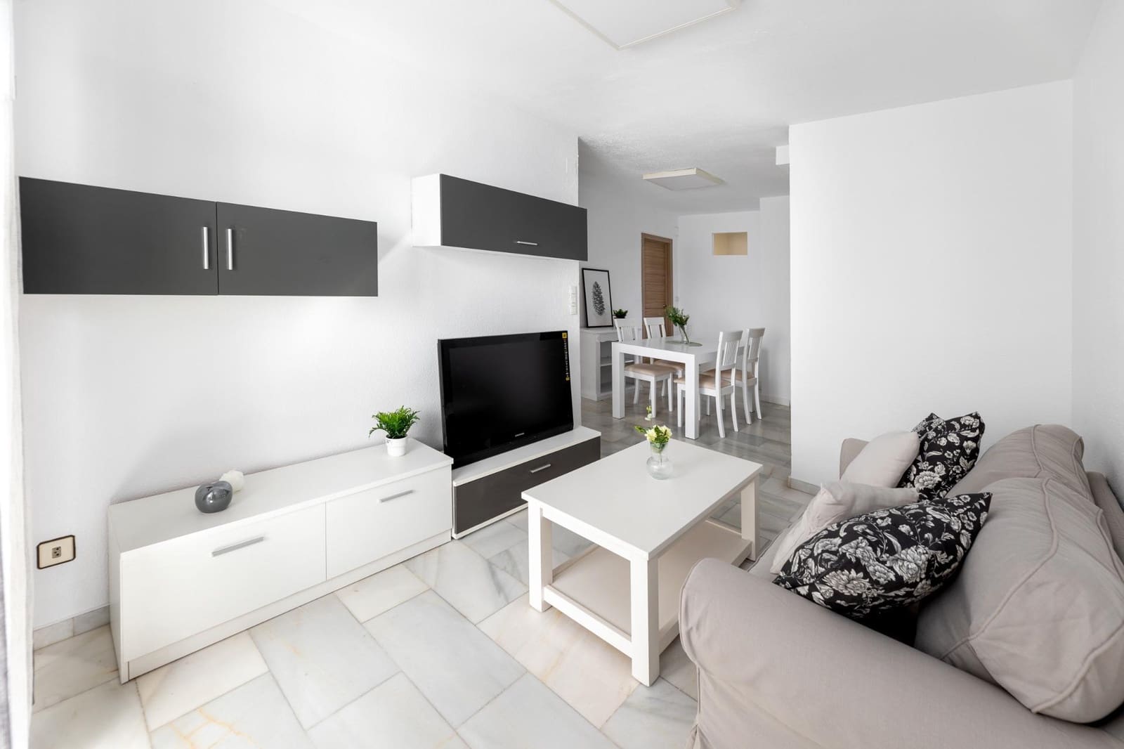 Piso de 2 habitaciones en Cenes de la Vega en venta - 90.000 € (Ref: 9780531)