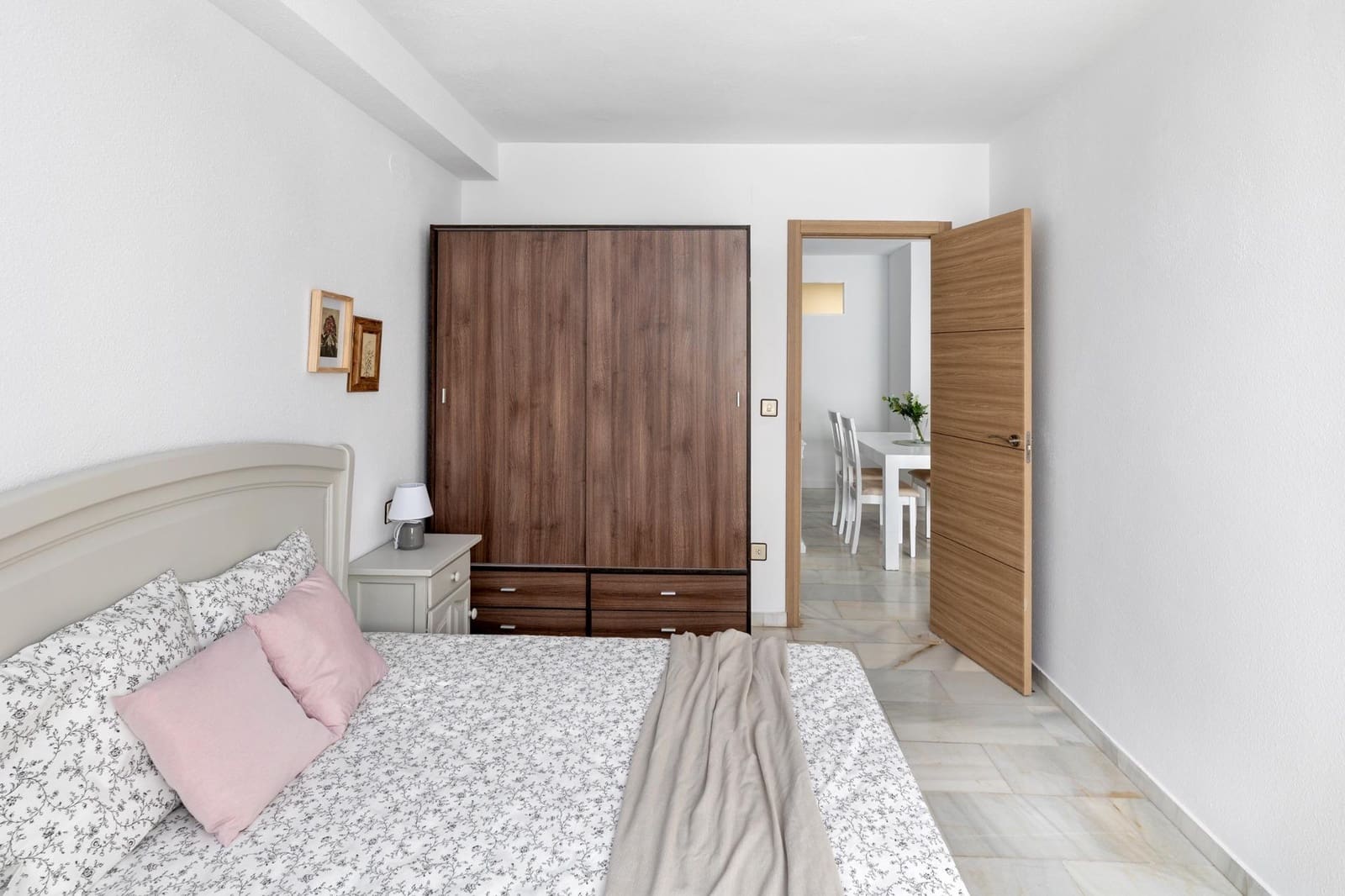 Piso de 2 habitaciones en Cenes de la Vega en venta - 90.000 € (Ref: 9780531)