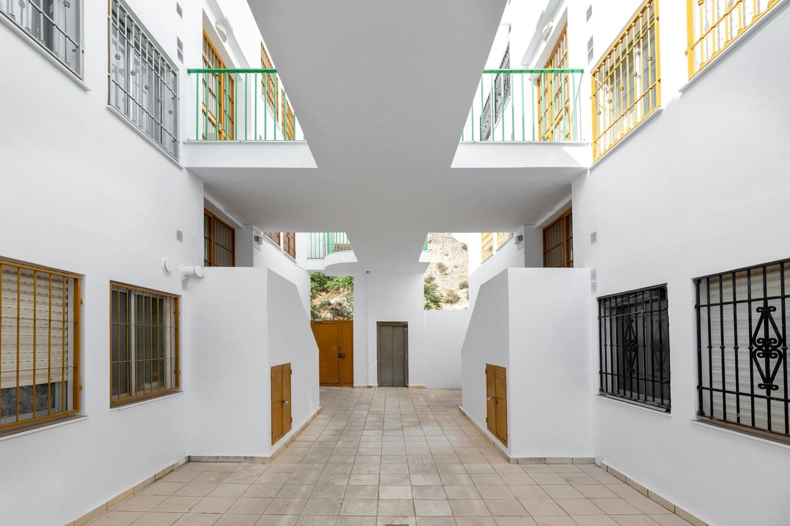 Piso de 2 habitaciones en Cenes de la Vega en venta - 90.000 € (Ref: 9780531)