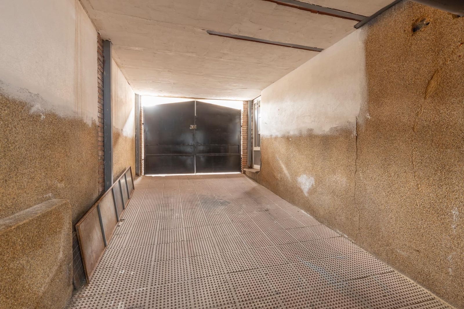 4 bedroom Semi-detached Villa for sale in Atarfe with garage - € 299,000 (Ref: 9780532)